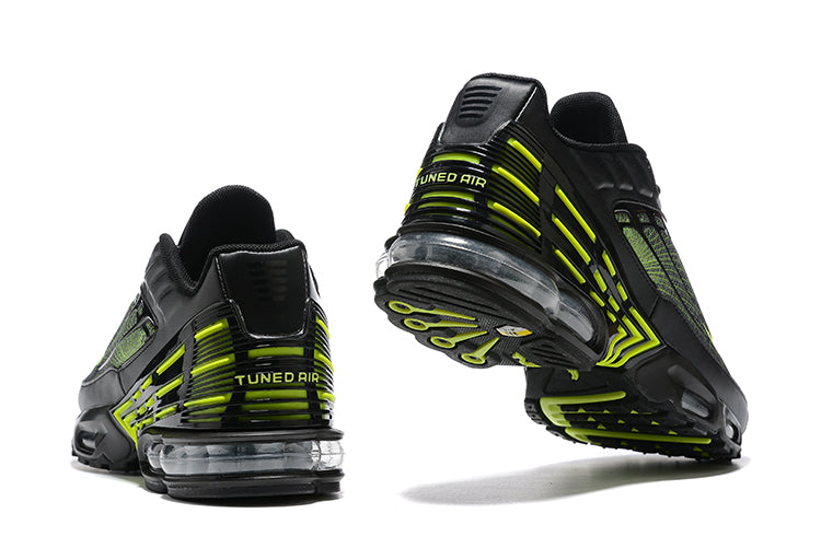 AIR MAX PLUS TN lll '' Firefly ''