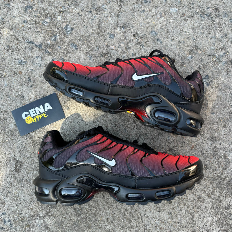 AIR MAX PLUS '' Deadpool ''